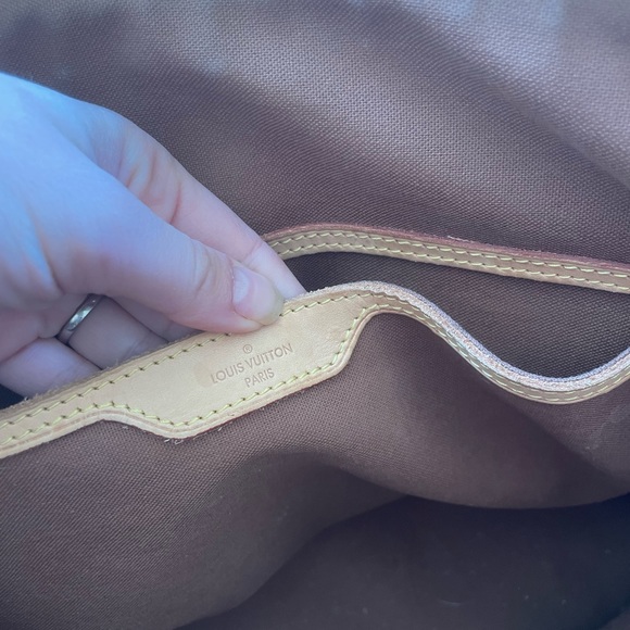 Authentic Louis Vuitton Monogram Palermo GM - Picture 4 of 7